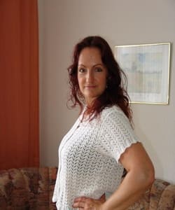 Telefonsex mit Reife 3-Loch-Stute